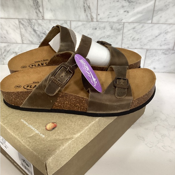 Plakton leather sandal, made in Spain size 40 - Picture 1 of 5